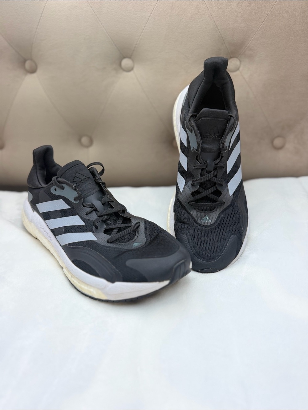 Adidas SolarBOOST 3 Men’s Size 10 Black Silver Running Shoes FW9137